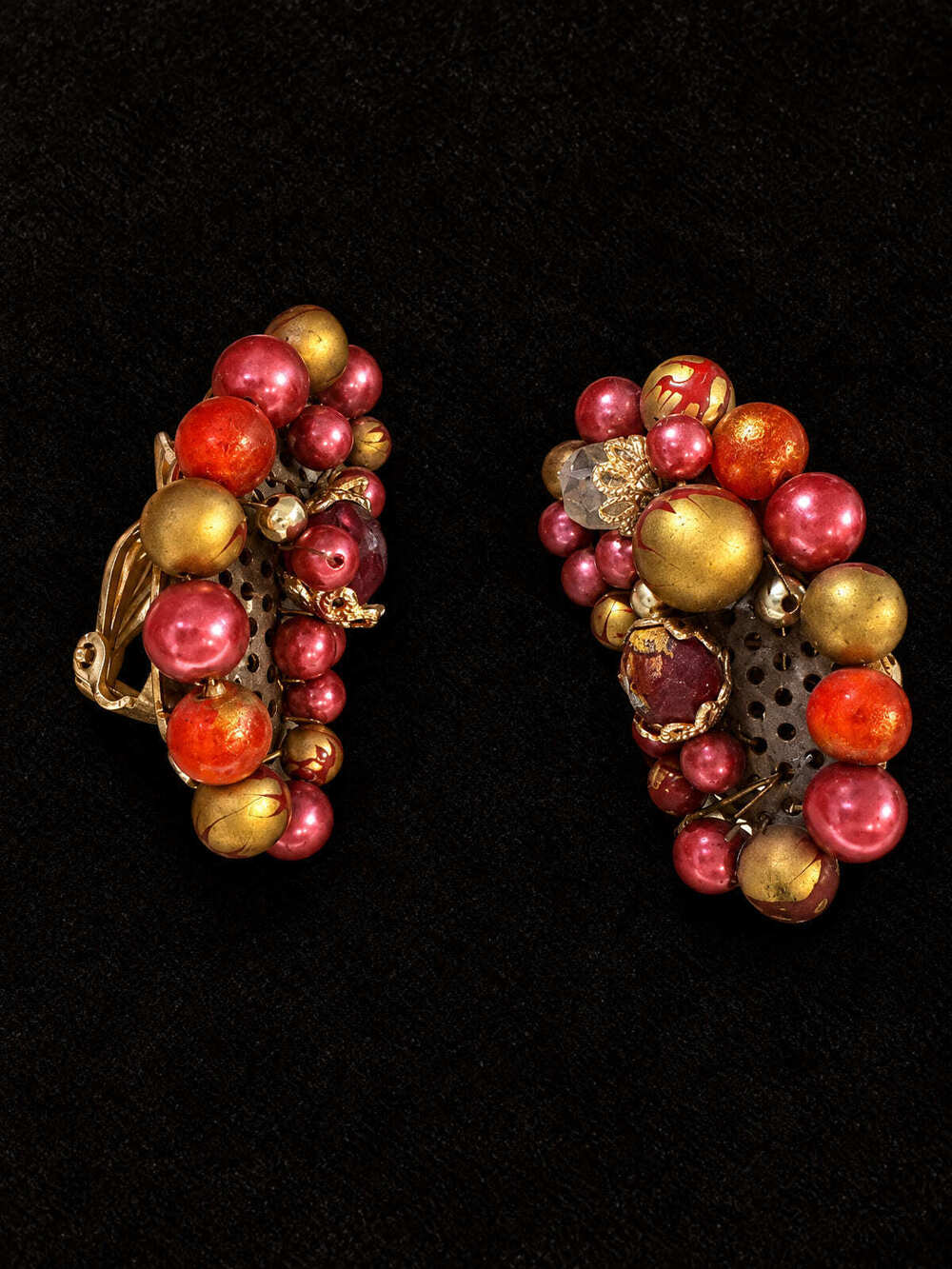 ⚜️ Japan Signed Bead Cluster | Mid-century-style Clip-ons | Red Orange Gold-Tone